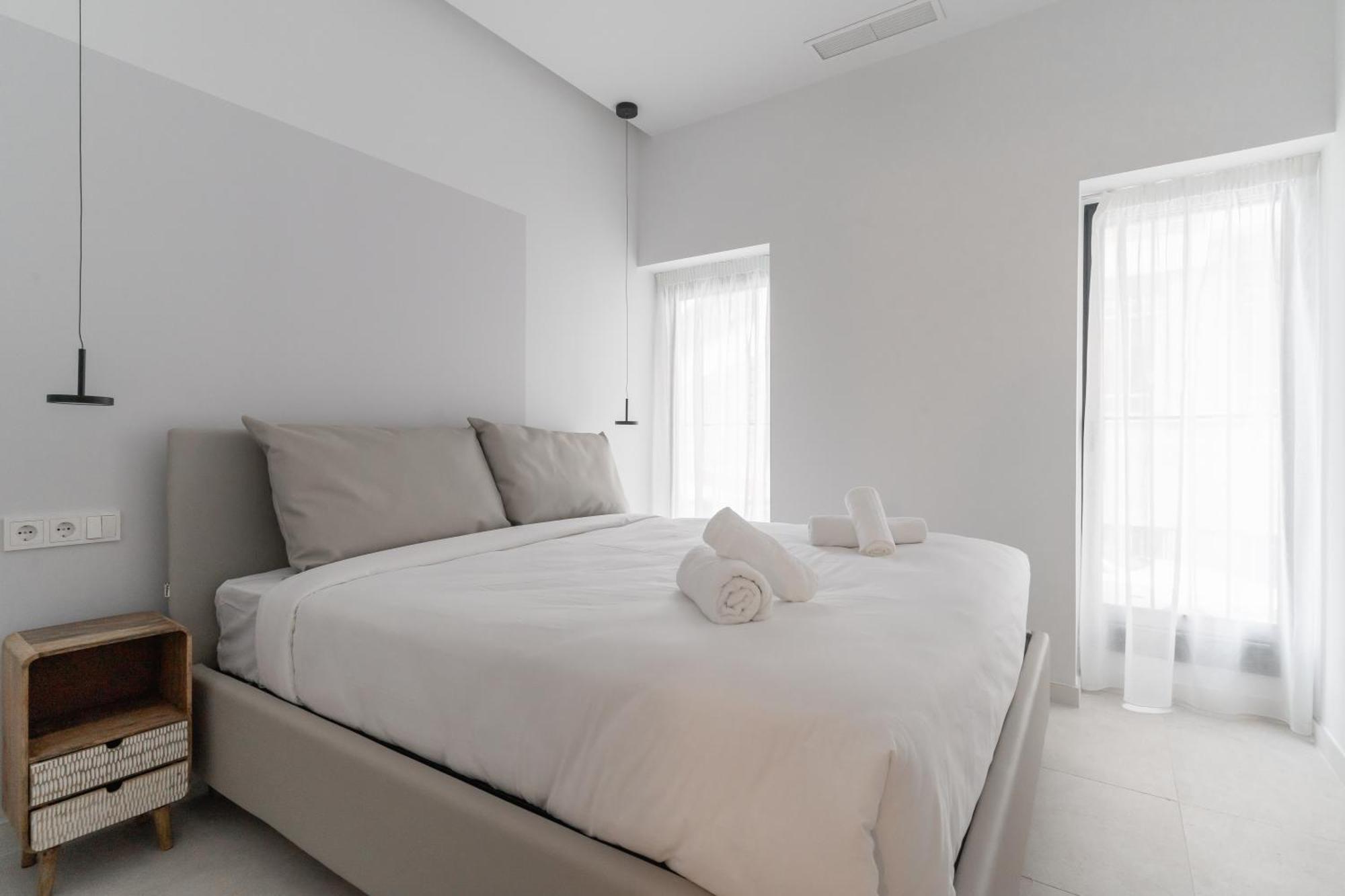 Canillas Apartments Madrid Exterior photo